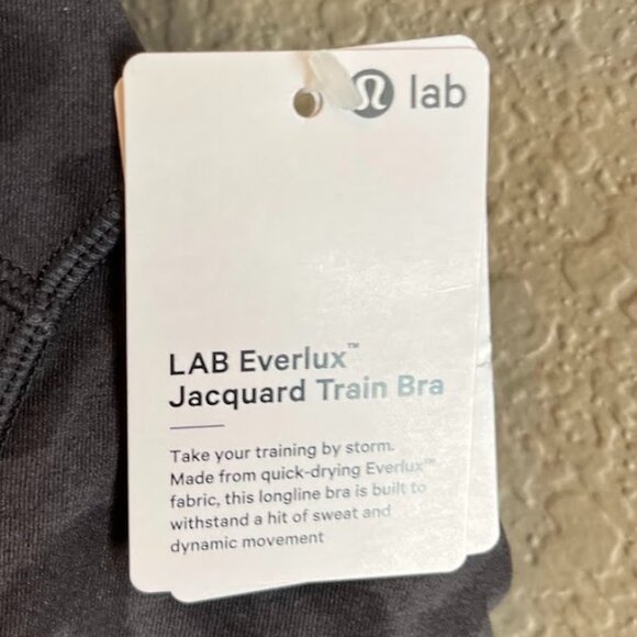 New Lululemon Everlux Jacquard Train Bra Leopardo Graphite Grey Black Size 2 - Picture 3 of 4